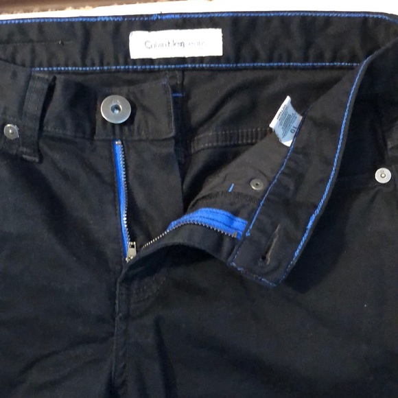 Calvin Klein Jeans - Boys - Picture 2 of 2